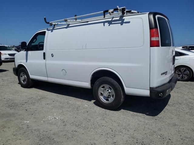 2016 Chevrolet Express G2500