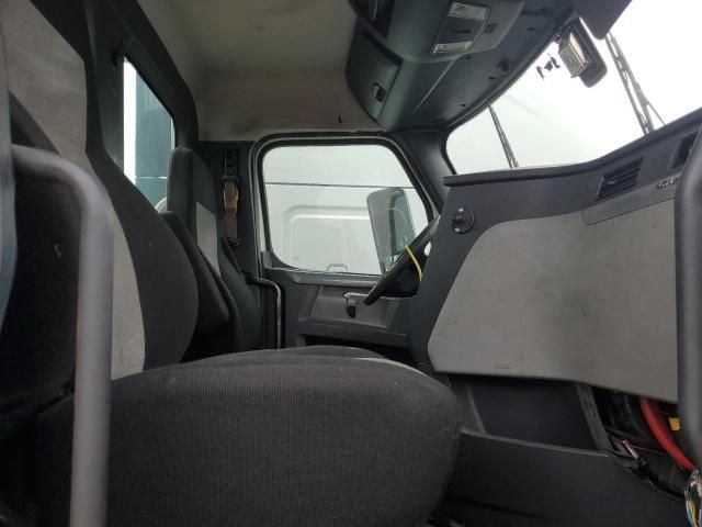 2019 Freightliner Cascadia 116