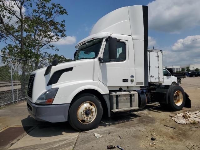 2018 Volvo VNL Semi Truck