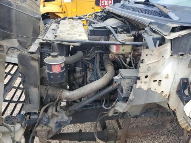 2001 Ford F650 Super Duty