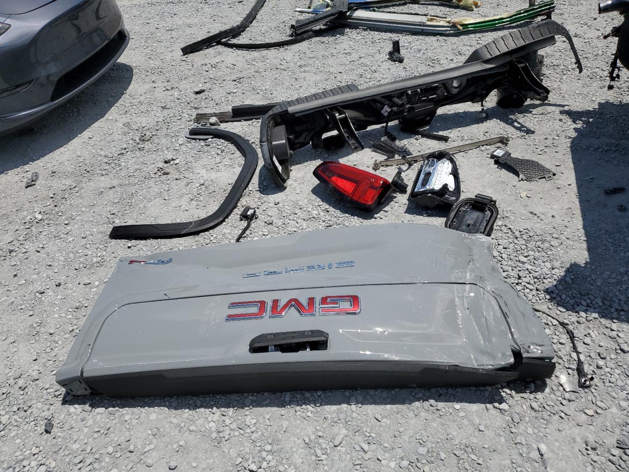 2025 GMC Sierra K1500 AT4