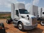 2017 Peterbilt 579 Semi Truck