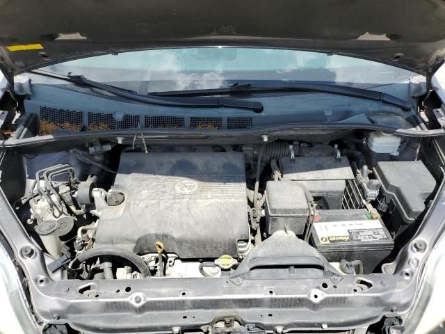 2011 Toyota Sienna XLE