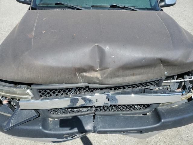 2001 Chevrolet Silverado C1500