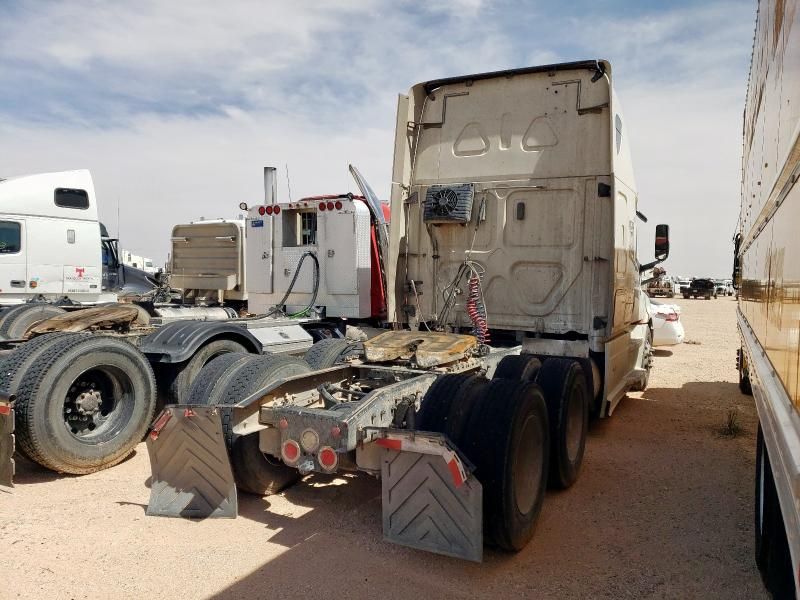 2020 Freightliner Cascadia 126 Semi Truck
