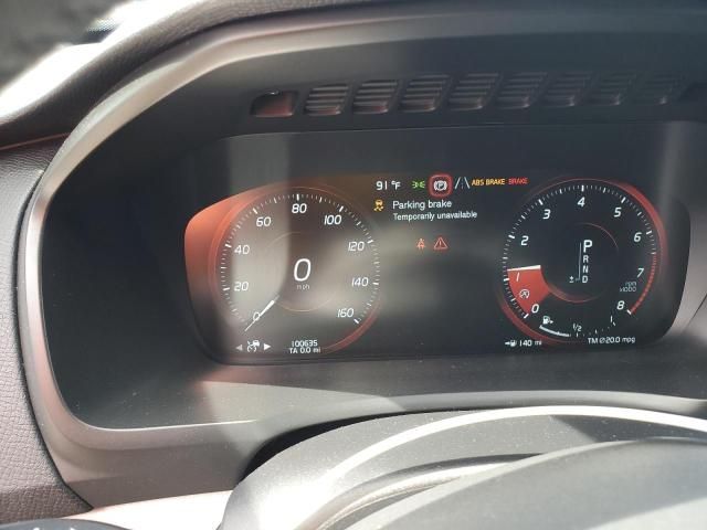 2021 Volvo XC90 T5 Momentum