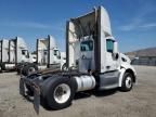 2016 Peterbilt 579 Semi Truck