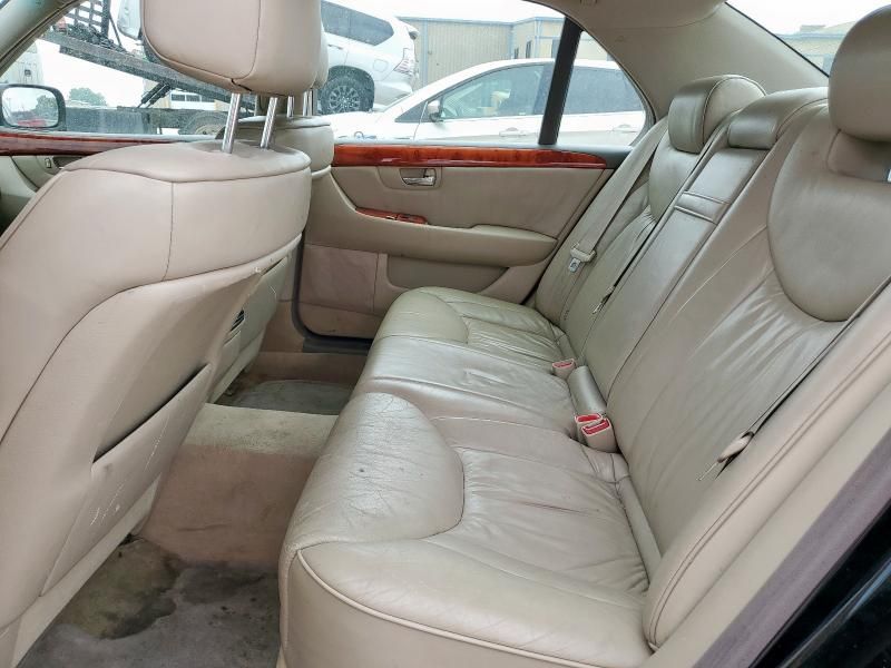 2002 Lexus LS 430