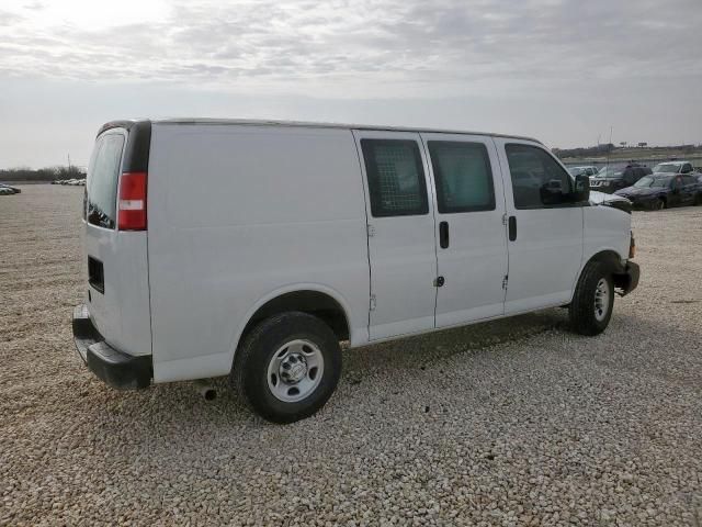 2020 Chevrolet Express G2500