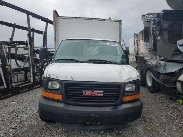 2012 GMC Savana Cutaway G3500