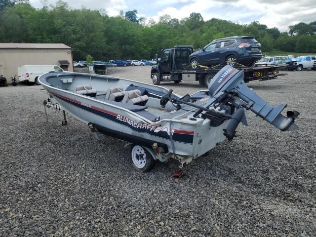 1990 Alumacraft Boat