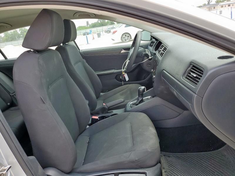 2015 Volkswagen Jetta Base