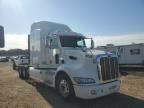 2012 Peterbilt 386 Semi Truck