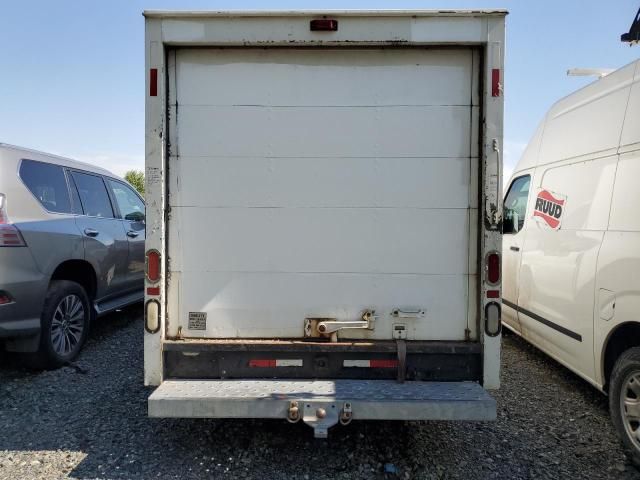2006 GMC Savana Cutaway G3500