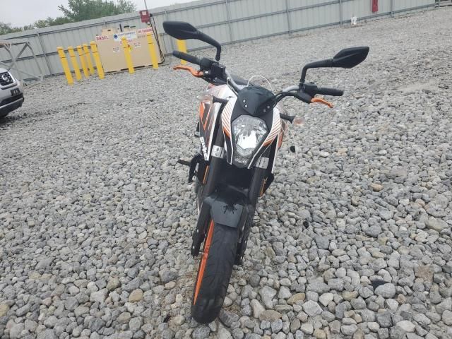 2016 KTM RC 390