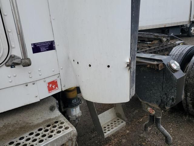 2006 Kenworth Construction T800