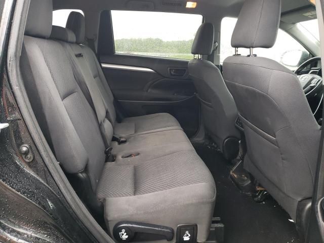 2016 Toyota Highlander LE