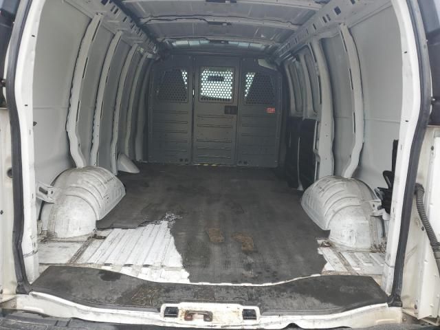 2020 Chevrolet Express G2500
