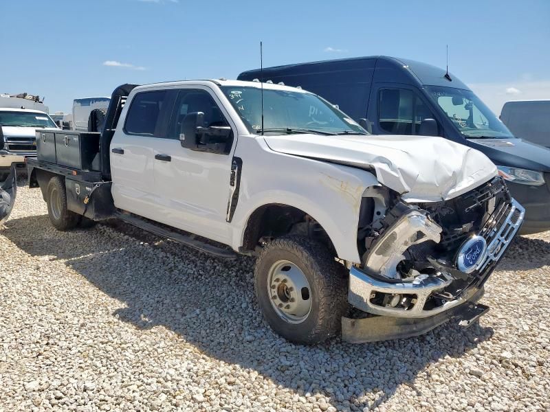 2023 Ford F350 Super Duty
