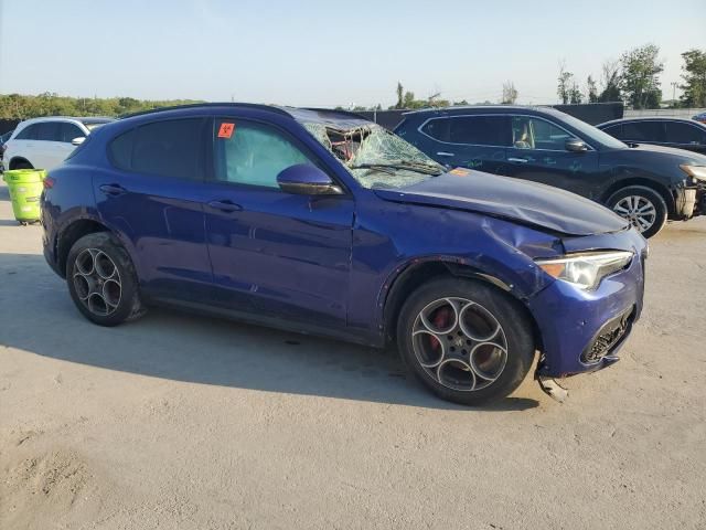 2022 Alfa Romeo Stelvio
