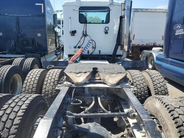 2006 International 9200I Semi Truck