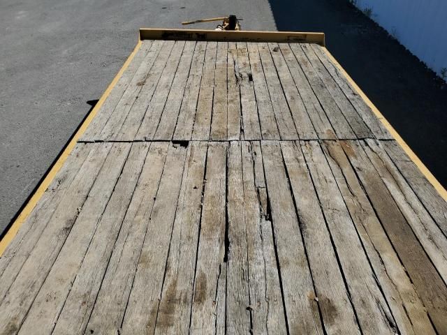 2006 Towmaster T-20 Equipment Trailer