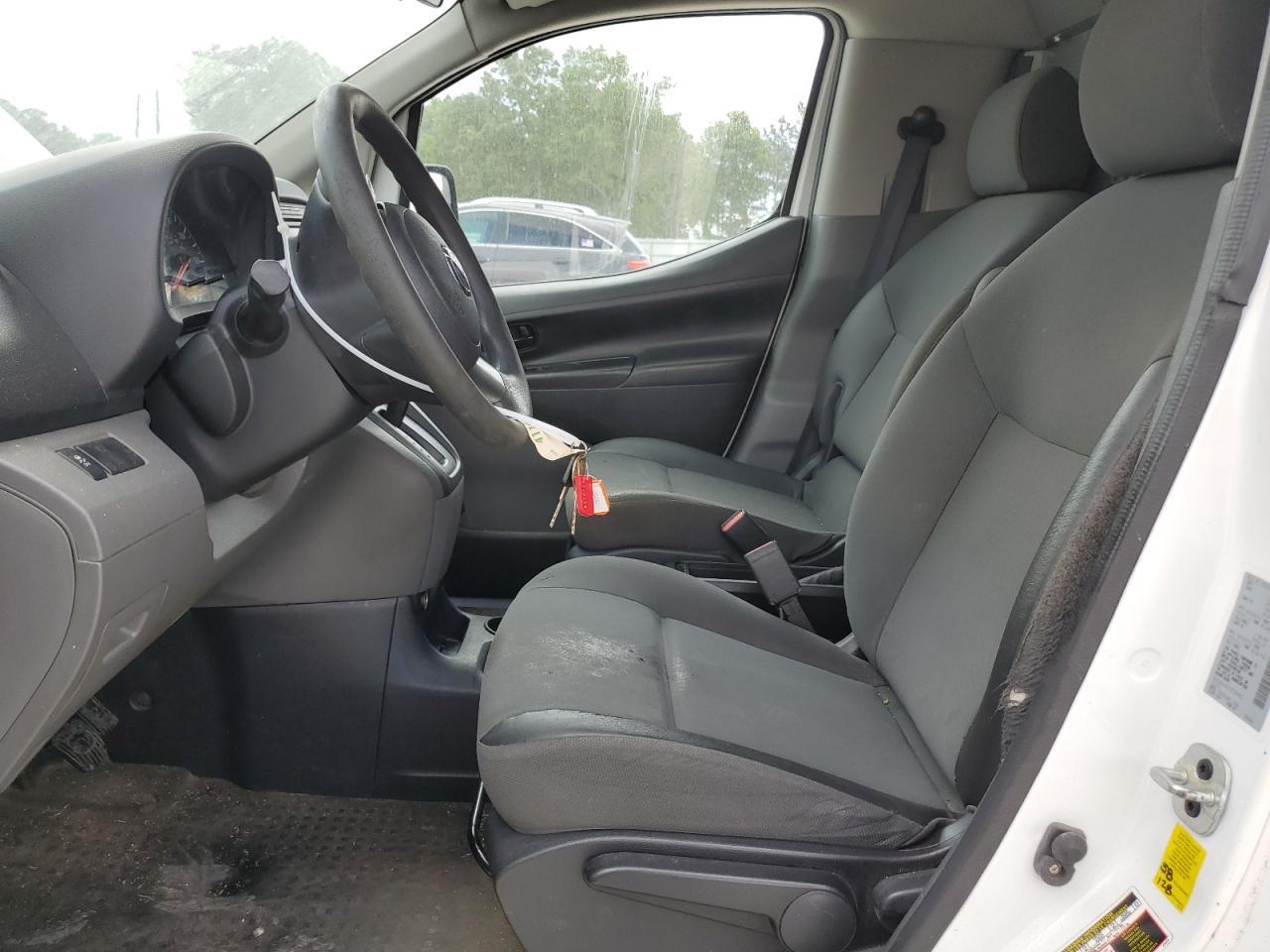 2015 Nissan NV200 2.5S