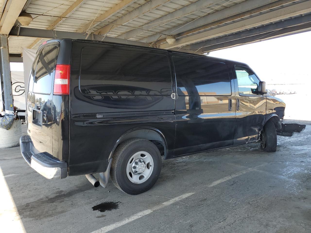 2017 Chevrolet Express G2500