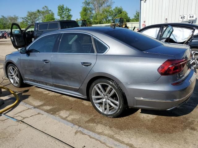 2017 Volkswagen Passat R-Line