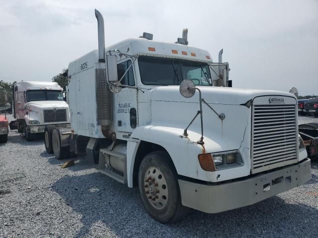 2000 Freightliner Conventional FLD120 Semi Truck
