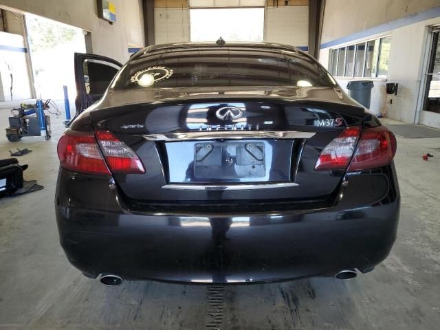 2012 Infiniti M37