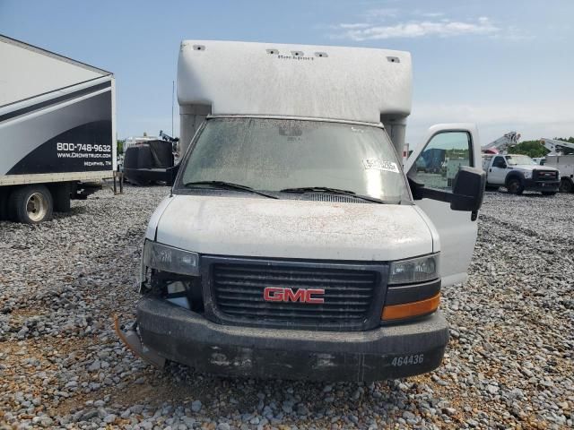 2021 GMC Savana Cutaway G3500