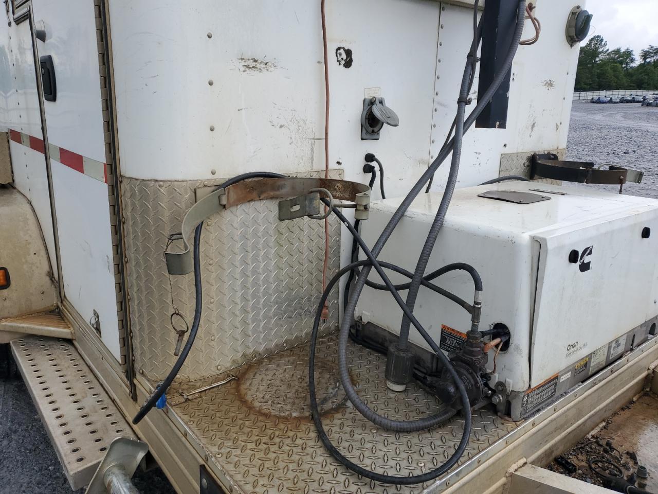 2008 Pelsue UE 7011ABSC-012 Fiber Optic Splicing Trailer