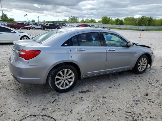2013 Chrysler 200 Limited
