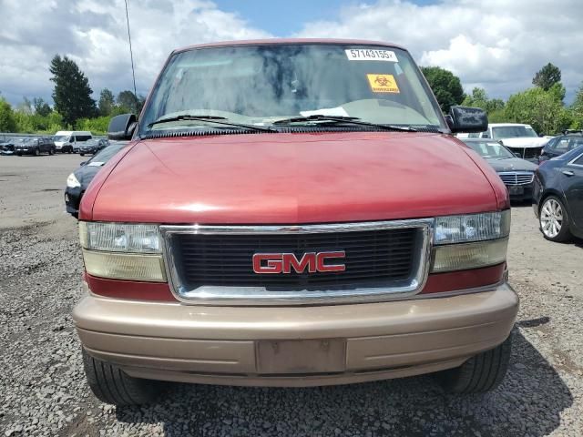 2001 GMC Safari XT