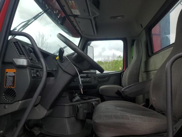 2020 Volvo VNR Semi Truck