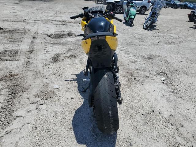 2024 Suzuki GSX800 F