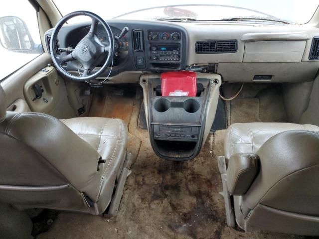 2001 Chevrolet Express G1500