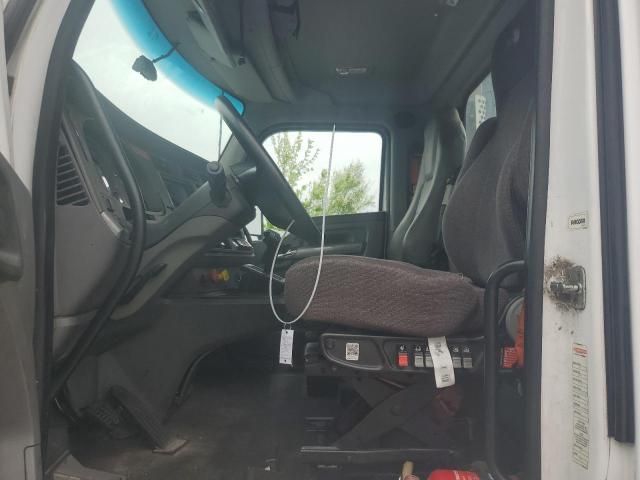 2014 Kenworth Construction T680