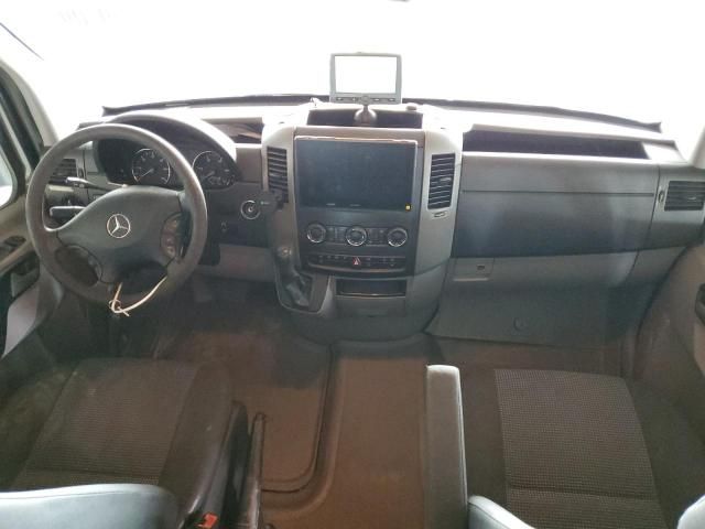 2010 Mercedes-Benz Sprinter 2500
