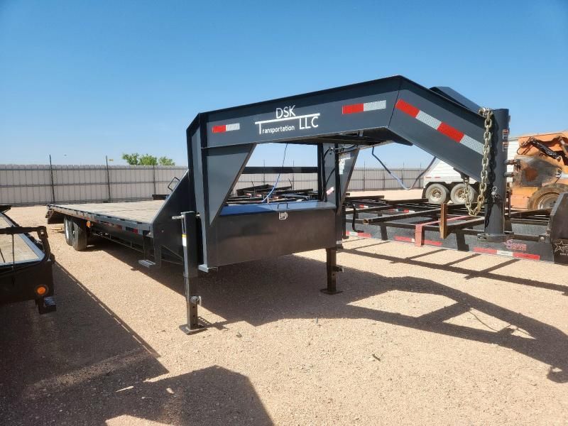2023 Lamar FS023027 Equipment Trailer