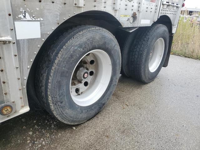 2014 Merritt Livestock Trailer