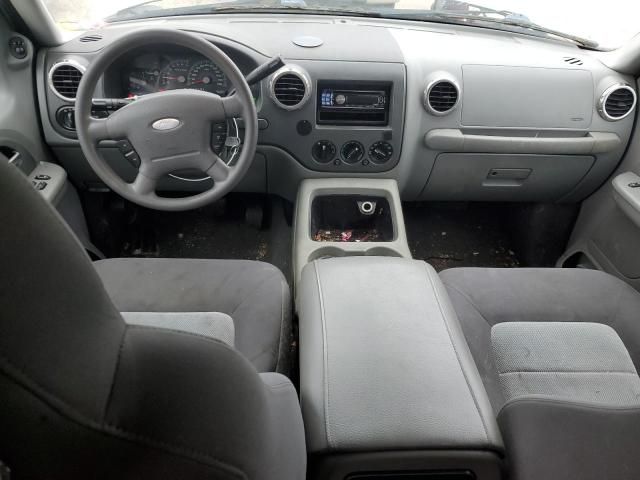 2004 Ford Expedition XLT