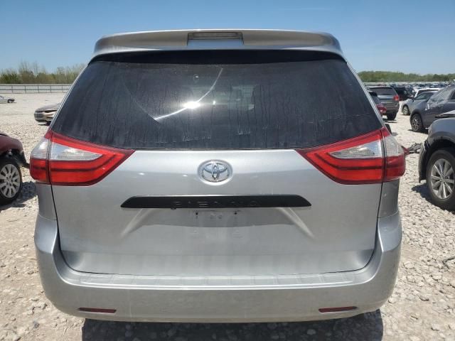 2015 Toyota Sienna