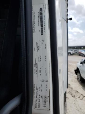 2007 Volvo VNL Semi Truck