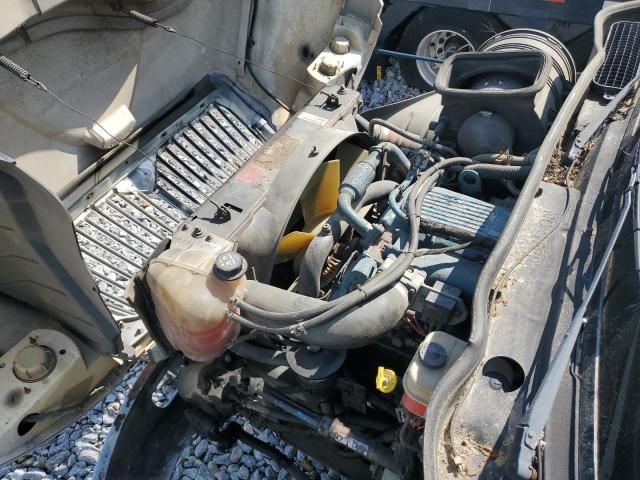 2005 International 4000 4300