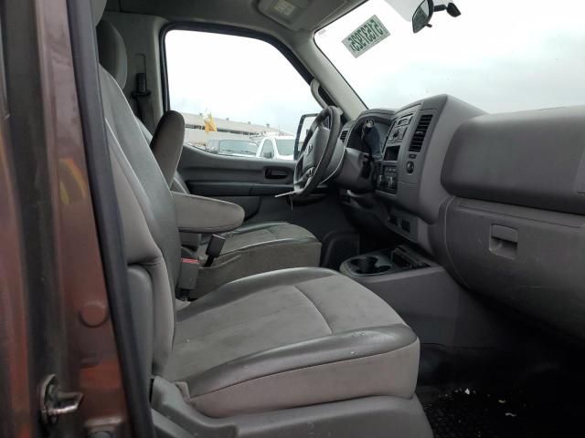 2013 Nissan NV 3500 S