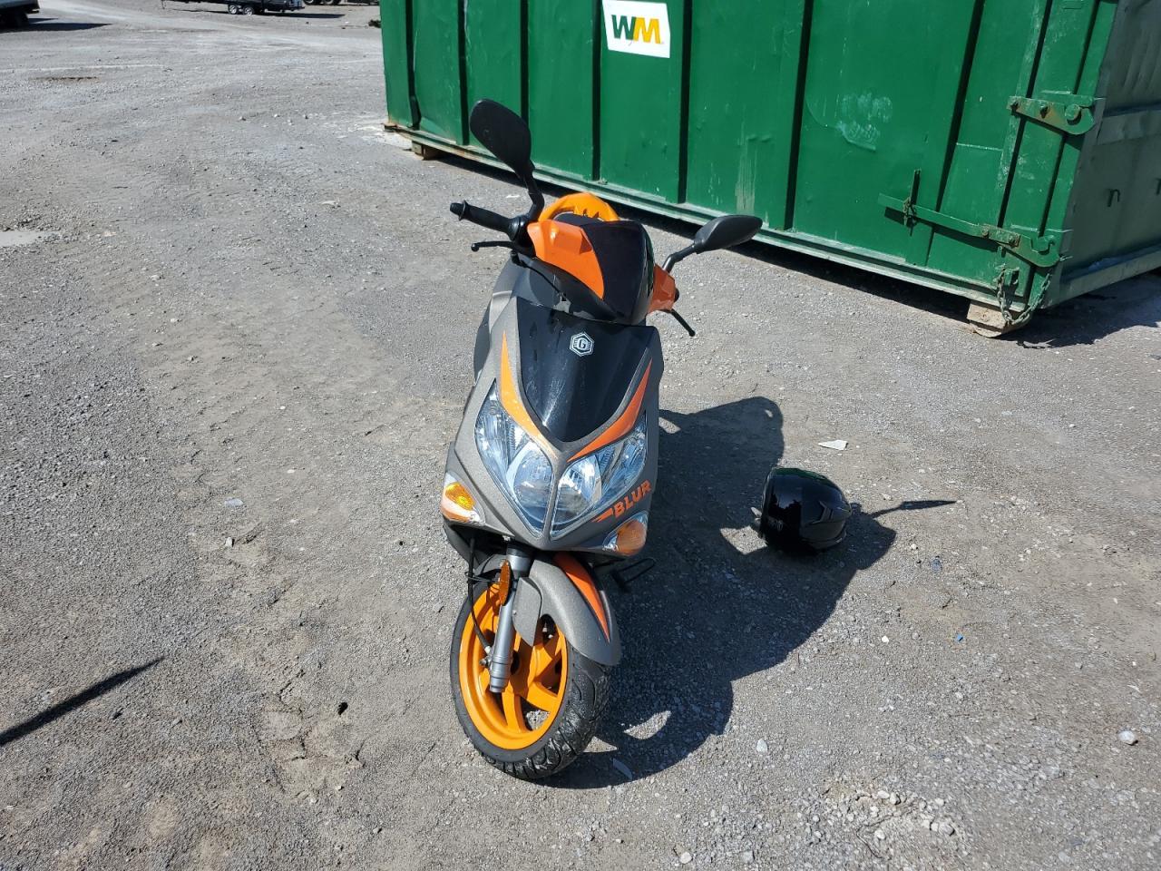 2006 Genuine Scooter Co. Blur 150