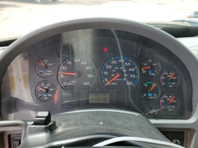 2004 International 4000 4300