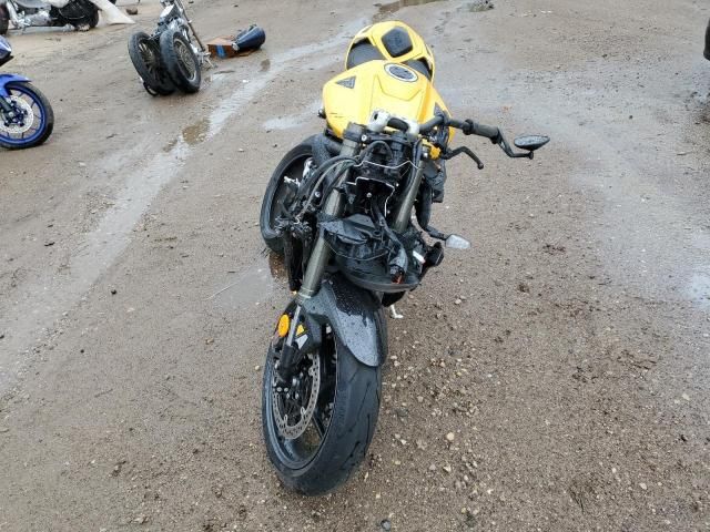 2025 Triumph Street Triple 765 RS